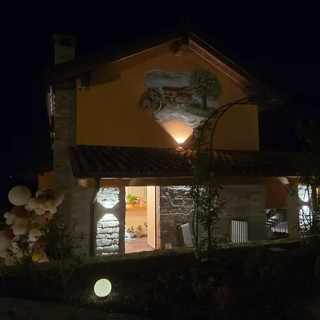 La Nocciolina Cascina Mose Guest house