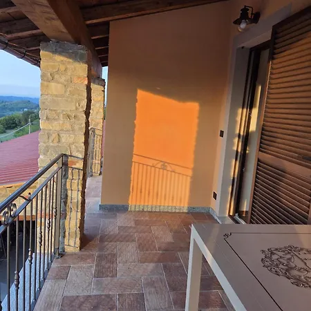 Guest house La Nocciolina Cascina Mose 3*
