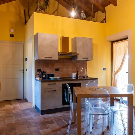 Guest house La Nocciolina Cascina Mose 3*