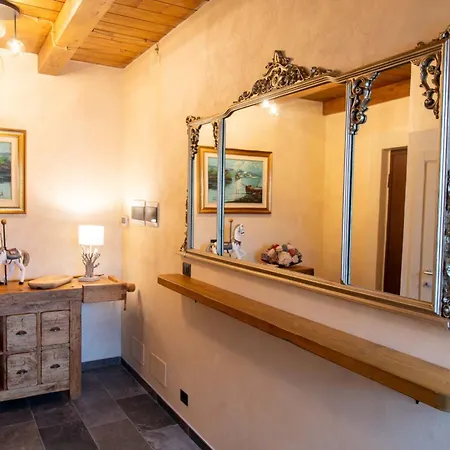 La Nocciolina Cascina Mose Guest house